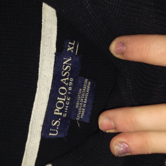 Classy U.S. Polo Assn. Navy V-Neck Sweater for Men Size XL - Picture 5 of 5